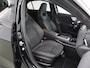 Mercedes-Benz A-klasse 180 Business Solution AMG | Panoramaschuifdak | Premium Plus | Nightpakket | 19"Multispaak AMG velgen | Stoelverwarming |  360° camera | Head-up display |