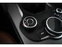 Alfa Romeo Giulia 2.2 Super Leer, Navigatie, Lmv