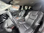 Volvo V60 2.0 B3 Momentum met Winterwielen, BTW-Auto, Origineel Nederlands, Wegklapbare Trekhaak, Lederen Bekleding, Enz...
