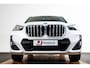 BMW X1 xDrive25e M Sport - Sportstoelen - Elektrisch verwarmde voorstoelen - Driving Assistant Plus - Comfort acces - Grootlichtassistent - Premium Pack -