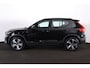 Volvo XC40 Recharge Twin Plus 78 kWh - IntelliSafe Assist & Surround - Parkeercamera achter - Verwarmde voorstoelen & stuur - Parkeersensoren voor & achter - Draadloze tel. lader - Warmtepomp - Elektr. inklapbare trekhaak - 19' LMV