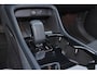 Volvo XC40 Recharge Twin Plus 78 kWh - IntelliSafe Assist & Surround - Parkeercamera achter - Verwarmde voorstoelen & stuur - Parkeersensoren voor & achter - Draadloze tel. lader - Warmtepomp - Elektr. inklapbare trekhaak - 19' LMV