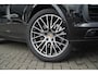 Porsche Cayenne 3.0 E-Hybrid Platinum I Pano I ACC I Luchtvering I Trekhaak I
