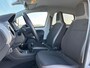 Volkswagen Up! 1.0 high up! | Navigatie | Parkeersensoren | Licht metaal |