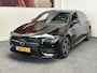 Mercedes-Benz CLA SHOOTING BRAKE 250 E AMG LINE NAVIGATIE CRUISE CONTROL CLIMATE CONTROL PANORAMA SCHUIF/KANTELDAK APPLE CARPLAY/ANDROID RIJSTROOKSENSOREN ACHTERUITRIJCAMERA ZEER MOOI !! Brgl