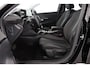 Peugeot e-208 EV Allure Pack 50 kWh | Navigatie | Cruise control | Camera | Parkeersensoren | Carplay | Lichtmetaal | Dealer onderhouden |