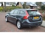 Volvo V60 2.0 D3 Summum navi/dealer onderh/184dkm