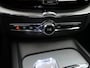 Volvo XC60 Plus Dark Recharge Plug-In Hybrid AWD