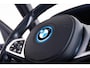BMW iX3 Executive 80 kWh Sportstoelen - Elektrisch verwarmde voorstoelen - Getinte Ruiten - Comfort Access - Ambiance verlichting - Driving Assistant Professional - Active Guard - Active Protection -