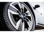 BMW iX3 Executive 80 kWh Sportstoelen - Elektrisch verwarmde voorstoelen - Getinte Ruiten - Comfort Access - Ambiance verlichting - Driving Assistant Professional - Active Guard - Active Protection -