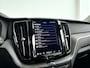Volvo XC60 T6 Plug-in hybrid AWD Plus Dark | Panoramadak | 360° camera | Stoel- en Stuurverwarming | Trekhaak