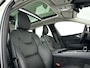Volvo XC60 T6 Plug-in hybrid AWD Plus Dark | Panoramadak | 360° camera | Stoel- en Stuurverwarming | Trekhaak