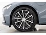 Volvo V60 2.0 T6 Plug-in hybrid AWD Plus Dark | Navi | Memory Seats | Stoel- Stuurverw. | Apple CarPlay | Camera | Keyless | 19''