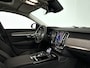 Volvo V90 T8 Plug-in hybrid AWD Ultra Dark | Panoramadak | 360° camera | Bowers & Wilkins | Luchtvering | Stoelventilatie | Stoel- en Stuurverwarming | Trekhaak