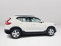 Volvo XC40 T2 Momentum | Parkeercamera | Stoel- en Stuurverwarming | Cruise control | Trekhaak