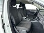 Volvo XC40 T2 Momentum | Parkeercamera | Stoel- en Stuurverwarming | Cruise control | Trekhaak