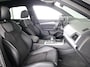 Audi Q5 50 TFSI e S edition 299 pk S-tronic | Navigatie | Panoramadak | Parkeersensoren | Achteruitrijcamera | Stoelverwarming |