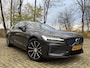 Volvo V60 2.0 T6 Plug-in hybrid AWD Plus Dark l Verwarmbare Voorruit l Trekhaak l 360 camera l