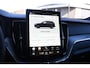 Volvo XC60 T6 350PK Plug-in hybrid AWD Ultra Black Edition / Navigatie / Adaptieve Cruisecontrol / Head Up-Display / Panorama dak / Elektrische stoelen met geheugen / Stuurverwarming / Stoelverwarming v+a / 360 Camera /