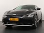 Kia EV6 Light Edition 58 kWh - SOH 99% - Stoelverwarming - Navigatie - LED koplampen - Privacy Glass - Fabrieksgarantie tot 05-2031