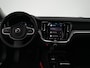 Volvo V60 T6 Recharge AWD Essential Bright | Leder | Trekhaak | BLIS | Adaptive Cruise | Pilot Assist | Climate Pack