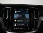 Volvo V60 T6 Recharge AWD Essential Bright | Leder | Trekhaak | BLIS | Adaptive Cruise | Pilot Assist | Climate Pack
