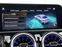 Mercedes-Benz A-klasse 180 Business Solution AMG | Panoramadak | Sfeerverlichting | Augmented Reality | Stoelverwarming | Parkeerpakket met Camera | Inclusief 24 maanden Mercedes-Benz Certified garantie voor Europa.