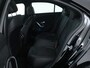Mercedes-Benz A-klasse 180 Business Solution AMG | Panoramadak | Sfeerverlichting | Augmented Reality | Stoelverwarming | Parkeerpakket met Camera | Inclusief 24 maanden Mercedes-Benz Certified garantie voor Europa.