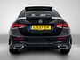 Mercedes-Benz A-klasse 180 Business Solution AMG | Panoramadak | Sfeerverlichting | Augmented Reality | Stoelverwarming | Parkeerpakket met Camera | Inclusief 24 maanden Mercedes-Benz Certified garantie voor Europa.