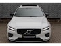 Volvo V60 2.0 B4 R-Design | Bowers Wilkins Audio | Panoramadak | Achteruitrijcamera | Lichtmetalen Velgen 20 inch | BLIS | Cruise Control Adaptief | Elektrisch Verstelbare Voorstoelen | Navigatie | Apple Carplay | Android Auto | Keyless Entry