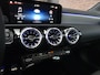 Mercedes-Benz A-klasse 250 e AMG Line | Pano | 19"| Topv | Ambiente | Multi Beam | Leer |