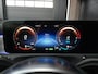 Mercedes-Benz A-klasse 250 e AMG Line | Pano | 19"| Topv | Ambiente | Multi Beam | Leer |