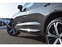 Volvo XC60 T6 350PK Plug-in hybrid AWD Plus Dark | 21" LMV | Luchtvering | H&K | Panodak | Contour stoelen | 360 Canera