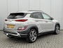 Hyundai Kona 1.6 GDI HEV Premium / NL auto / Lederen Bekleding / Trekhaak / All season / Dealeronderhouden /