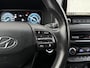 Hyundai Kona 1.6 GDI HEV Premium / NL auto / Lederen Bekleding / Trekhaak / All season / Dealeronderhouden /