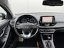 Hyundai i30 Fastback 1.4 T-GDI Premium / Lederen Bekleding / Panorama Dak / Trekhaak / 18" met all season / Navigatie / Electrisch verstelbare bestuurderstoel met geheugen /