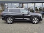 Mitsubishi Outlander 2.4 PHEV First Edition DEMO | 20 inch | Trekhaak afneembaar | Leer/Alcantara | Leverbaar Mei | Private Glass | High end Audiosystem |