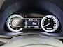 Kia Niro Hybrid 1.6 GDi Edition | Automaat | Schuif-/kanteldak | Apple Carplay / Android Auto | Trekhaak | Parkeer sensoren | Half Leder | Stoel verwarming | Stuur verwarming | Cruise control | Climate control | DAB |