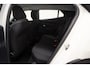Peugeot e-2008 EV Active 50 kWh 3-Fase [ Navi Camera Stoelverwarming ]