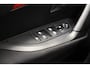 Peugeot e-2008 EV Active 50 kWh 3-Fase [ Navi Camera Stoelverwarming ]