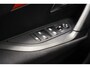 Peugeot e-2008 EV Active 50 kWh 3-Fase [ Navi Camera Stoelverwarming ]