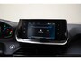 Peugeot e-2008 EV Active 50 kWh 3-Fase [ Navi Camera Stoelverwarming ]