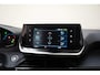 Peugeot e-2008 EV Active 50 kWh 3-Fase [ Navi Camera Stoelverwarming ]