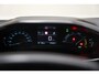 Peugeot e-2008 EV Active 50 kWh 3-Fase [ Navi Camera Stoelverwarming ]