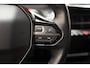 Peugeot e-2008 EV Active 50 kWh 3-Fase [ Navi Camera Stoelverwarming ]