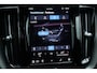 Volvo XC60 2.0 T8 Plug-in hybrid AWD Ultimate Dark / Pano / Bowers & Wilkins / Headup / 360 Camera / Trekhaak