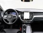 Volvo XC60 2.0 T6 Plug-in hybrid AWD Plus Dark Automaat / Panoramadak / Trekhaak / 360* camera / All seasonbanden