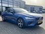 Volvo S60 2.0 T6 Recharge 340 pk AWD R-Design Navigatie Trekhaak Elek Stoel ACC Pilot Assist Blis Camera Apple Carplay Android Auto Plug in Hybride NL Auto 1e Eigenaar