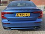 Volvo S60 2.0 T6 Recharge 340 pk AWD R-Design Navigatie Trekhaak Elek Stoel ACC Pilot Assist Blis Camera Apple Carplay Android Auto Plug in Hybride NL Auto 1e Eigenaar