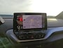 Volkswagen ID.4 First 204pk 77 kWh / Navigatie / Camera / App-Connect / Stuur & Stoelverwarming / Parkeersensoren Voor & Achter / 20" LMV